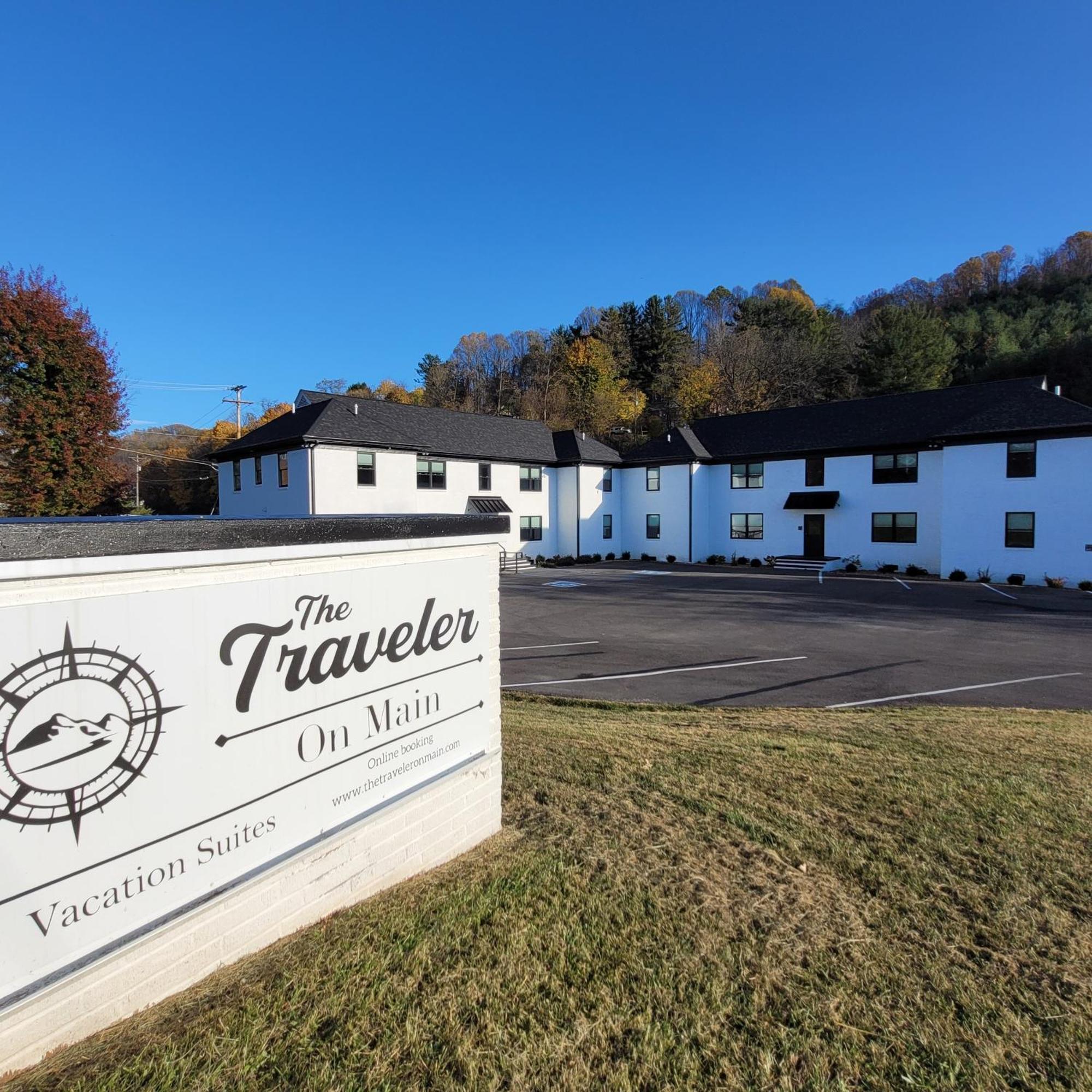 The Traveler On Main - Suite 1 Tazewell Luaran gambar